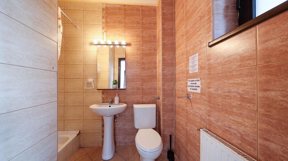 Vilă spațioasă de vânzare în Predeluț, Bran | 2000mp - Poză 30