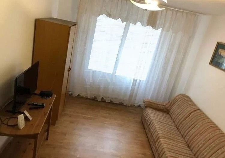 Apartament cu 3 camere în Manastur, zona Mehedinti. - Poză 1