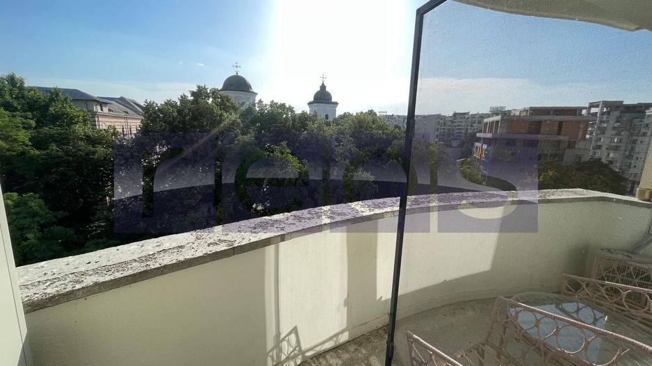 VANZARE APARTAMENT 3 CAMERE RENOVAT DECOMANDAT 90MP UNIRII RADU VODA - Poză 2