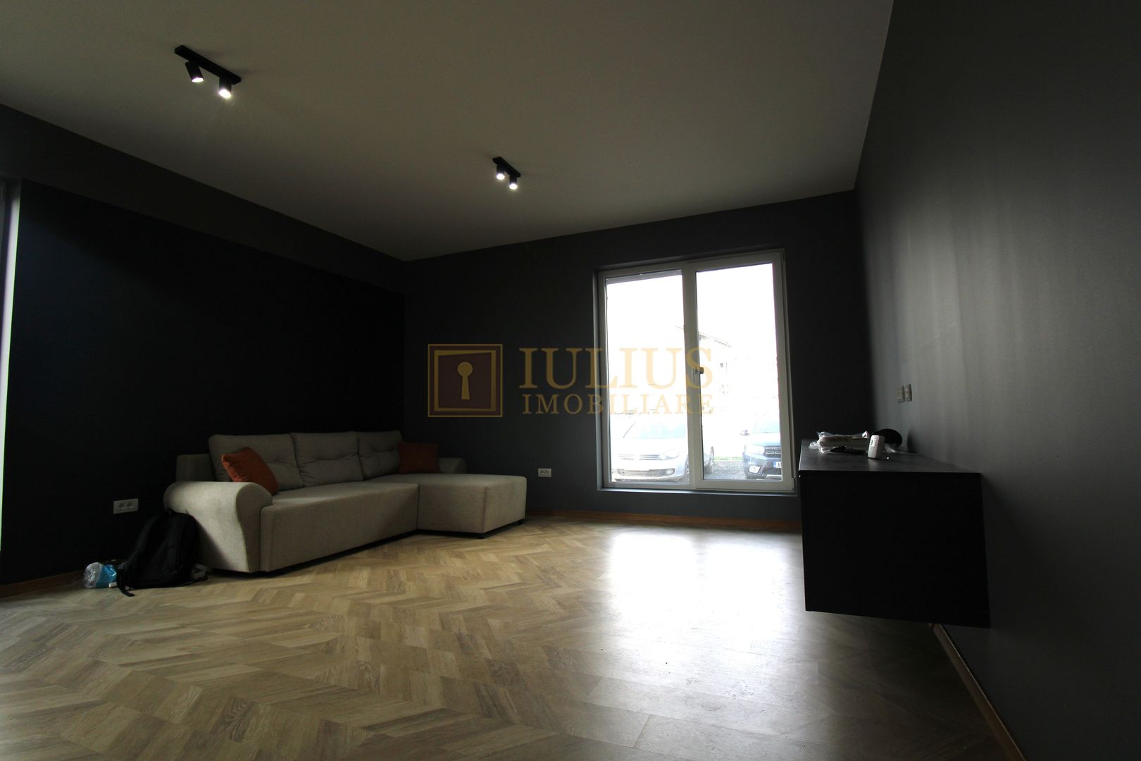 nou Parter 2 camere 1 loc parcare si 30 mp de terasa cu acces din living - Poză 3