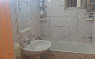 Vanzare un apartament de  2 camere in zona Obor, - Poză 8