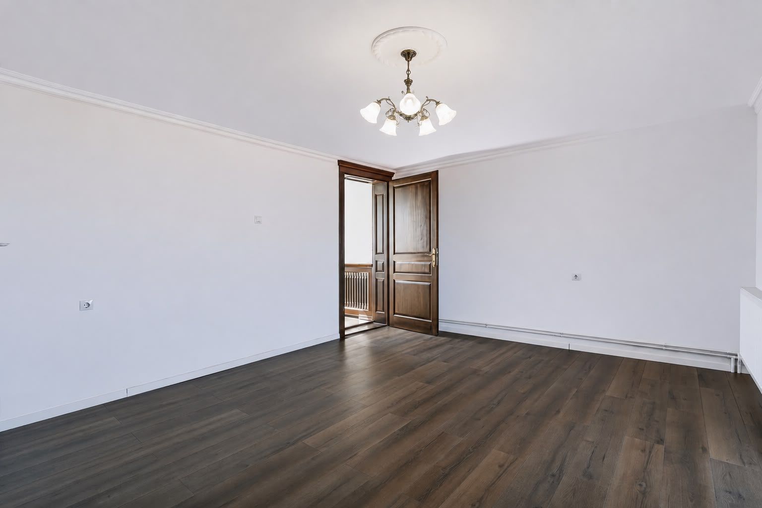 Proprietate Premium cu Teren Generos în Ioșia - Poză 14