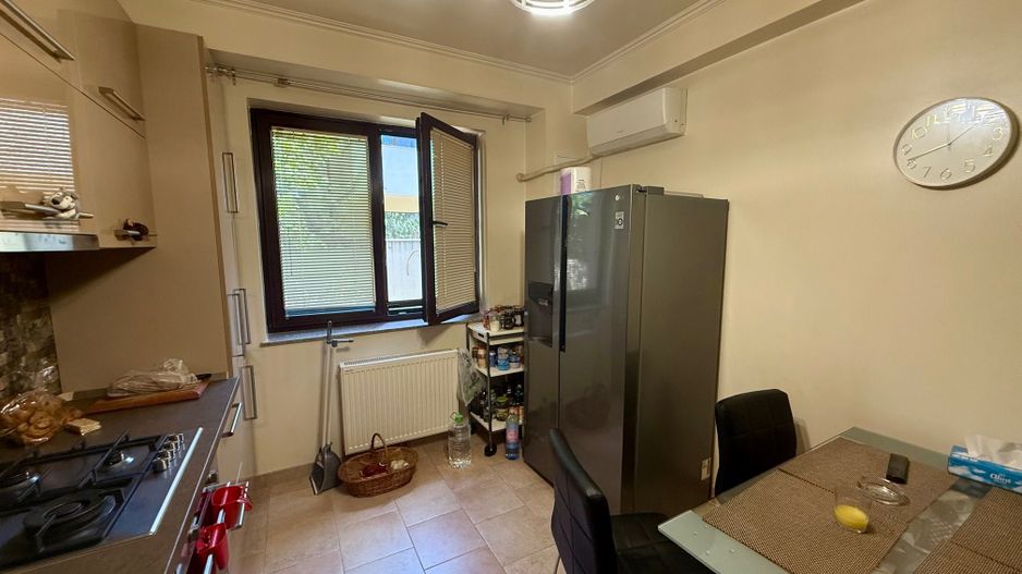 Vila 6 Camere de Vanzare I Mogosoaia - Poză 7