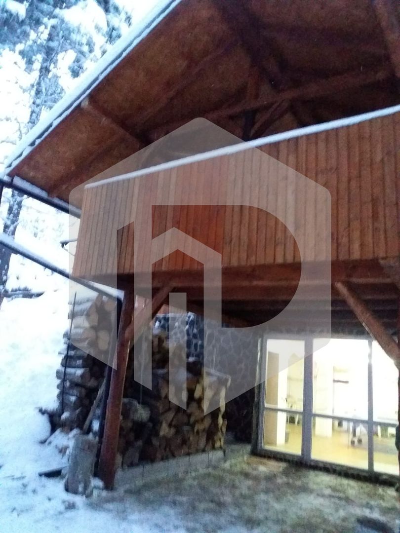 Cabana de vanzare in Paltinis- 8 Camere cu baie- Teren 800mp - Poză 4