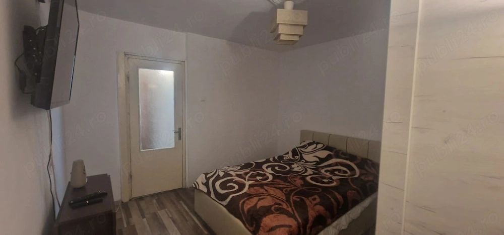 Camera camin- Valea Rosie - Poză 2