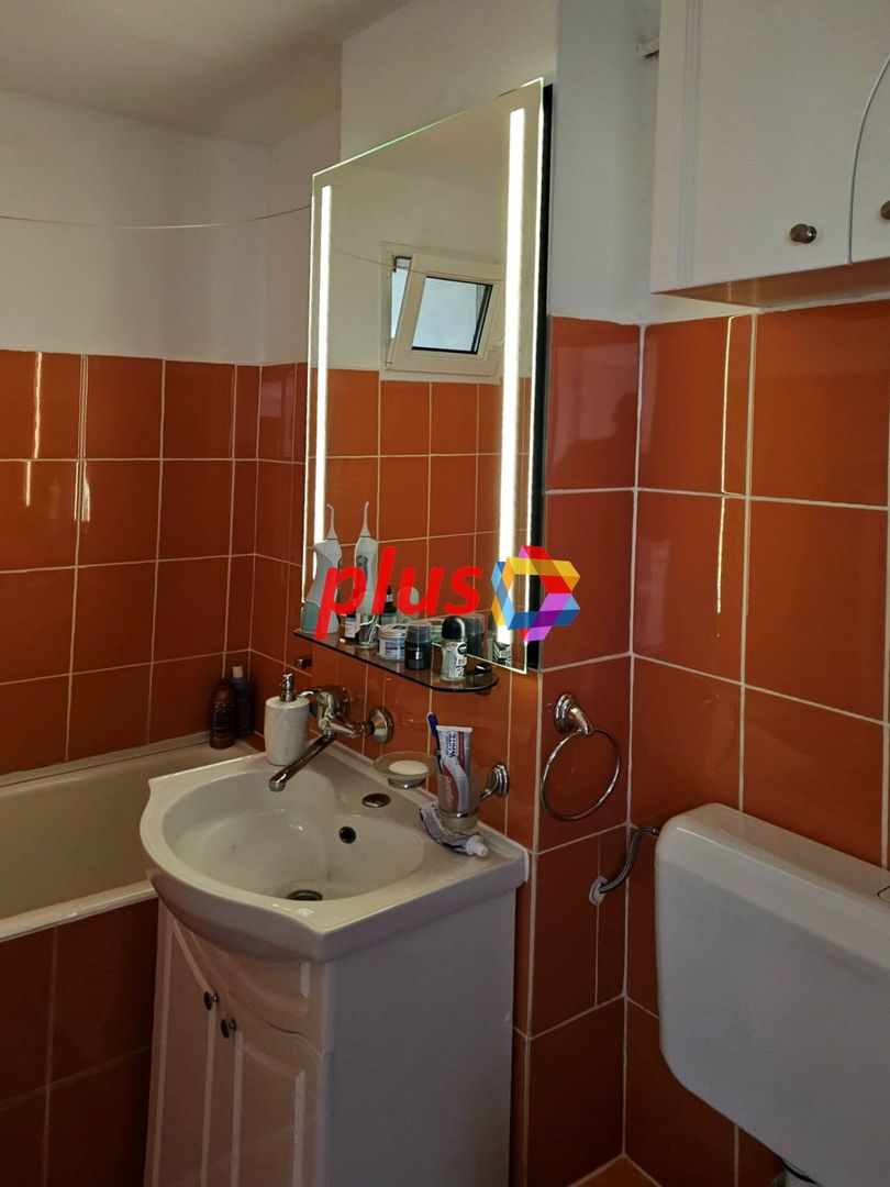Apartament cu doua camere, zona Astra 48 mp - Poză 6