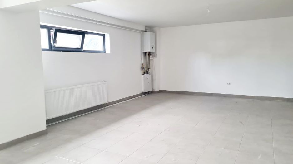 Spatiu comercial de vanzare sau inchiriere - Poză 5