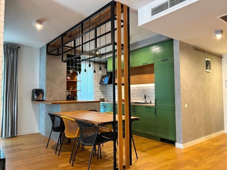 Apartament inchiriere 3 camere Unirii, 95mp, vedere bulevard, parcare inclusa - Poză 3