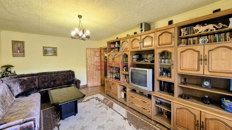 0% Comision | Apartament 4 camere | etaj 1 | 77 mp I garaj I Materna - Poză 3