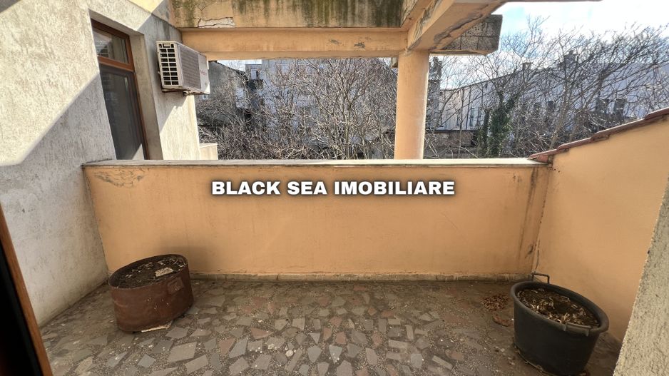 Vila 7 camere D+P+1+M - Gaze - 2 Garaje - 50m de plaja - Ocazie Unică - Poză 22