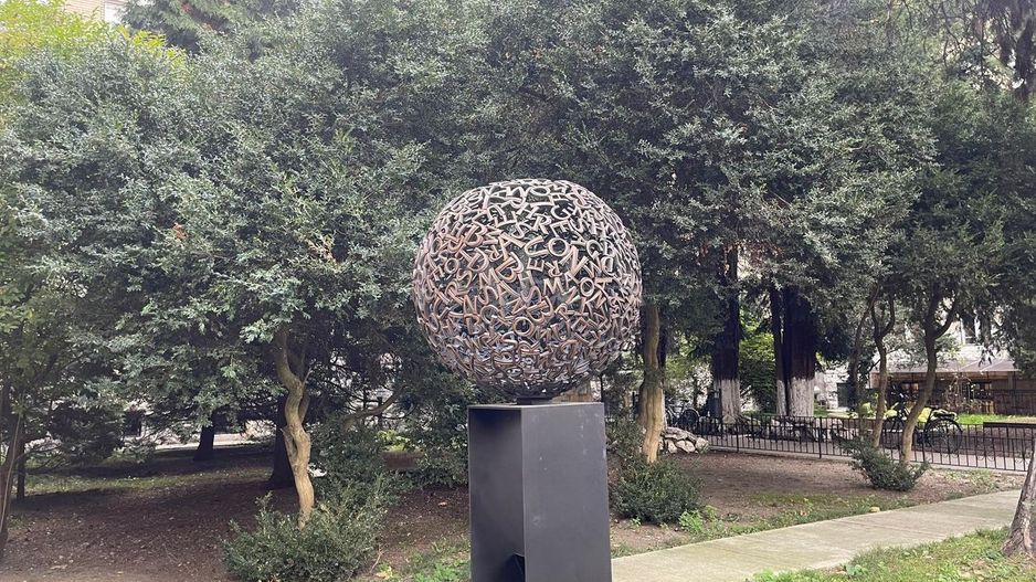 EXCLUSIVITATE. Oaza de liniste in Centrul orasului Cluj-Napoca. Garaj. - Poză 1