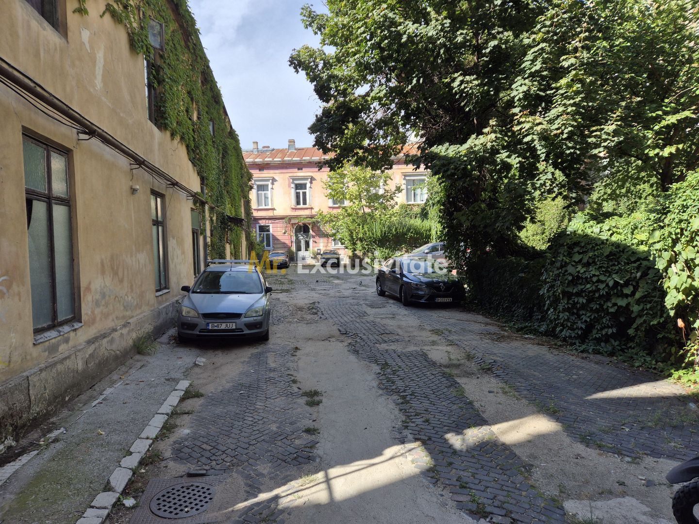 Apartament cu potențial situat pe strada Amzei. - Poză 16