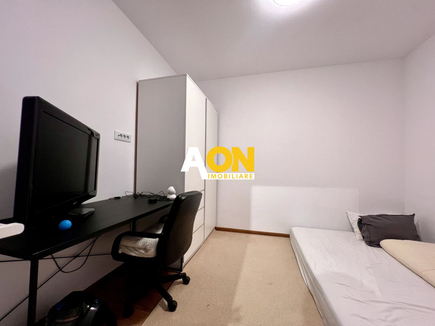 Apartament cu 2 camere, bloc nou, loc de parcare, priveliste deosebita - Poză 6