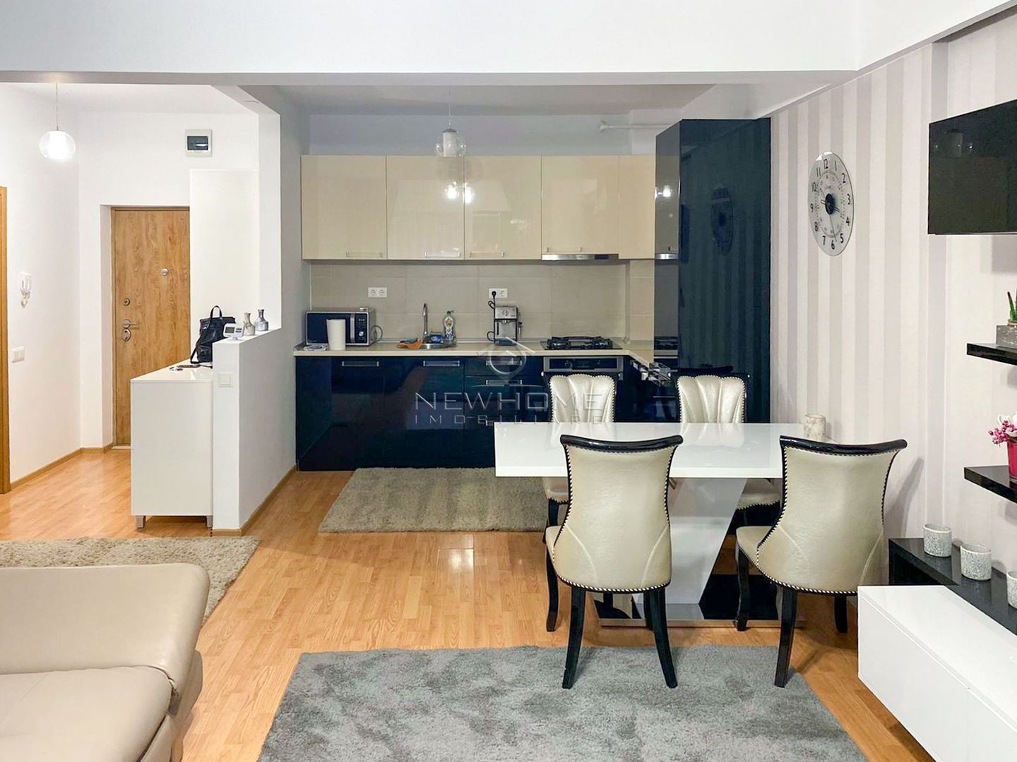 Apartament cu 2 camere de vânzare în zona Europa - Poză 4