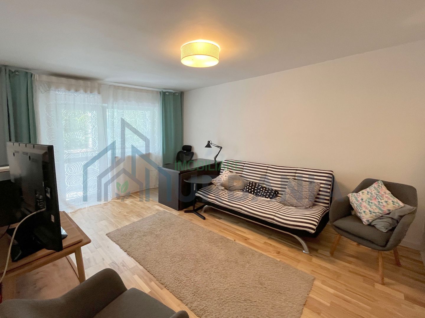 2 camere mobilat si utilat in Podul de Fier - Poză 1