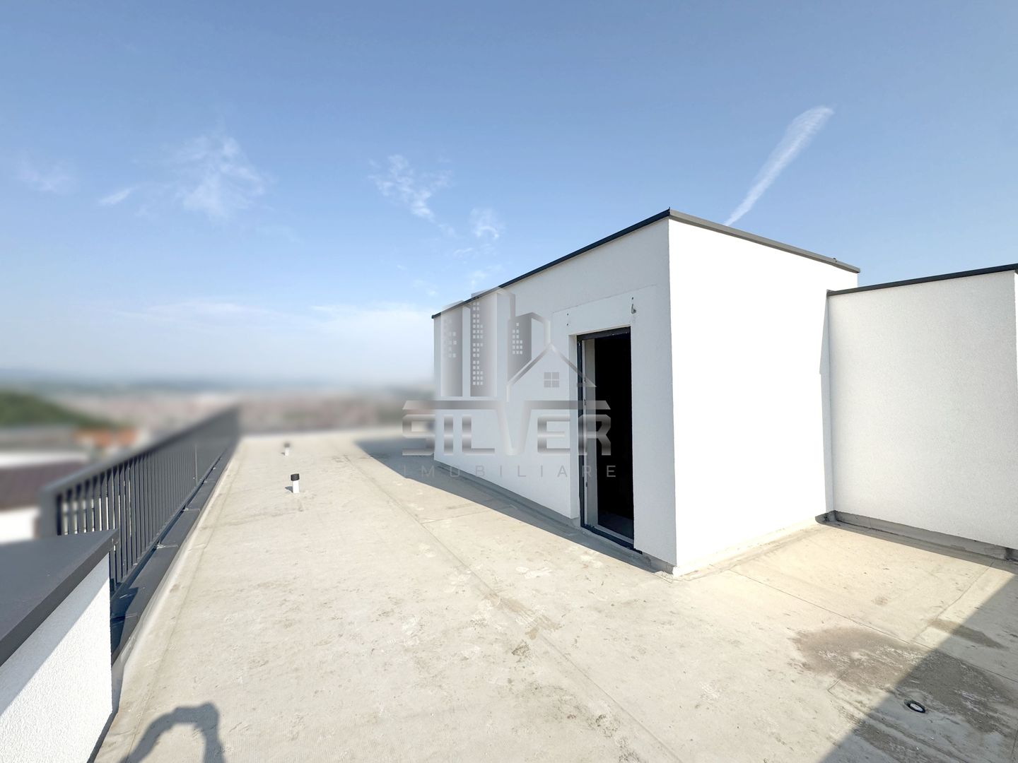 Casa  tip duplex cu proiect de amenajare  la 5 minute de Vivo Mall! - Poză 32