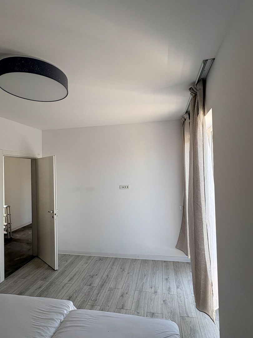 MOBILAT MODERN, 2 CAMERE, GIROC - Poză 4