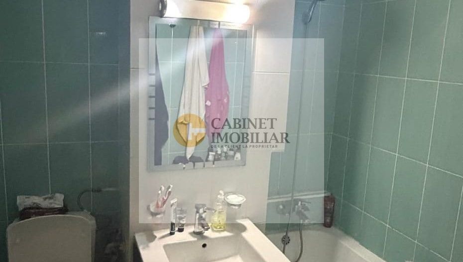 3 camere - 70MP | Decomandat | 2 Balcoane | Crangasi - Poză 5