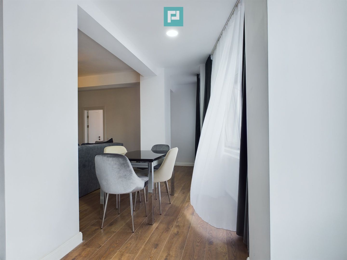 Apartament cu 3 camere Medicover Piata Victoriei - Poză 40