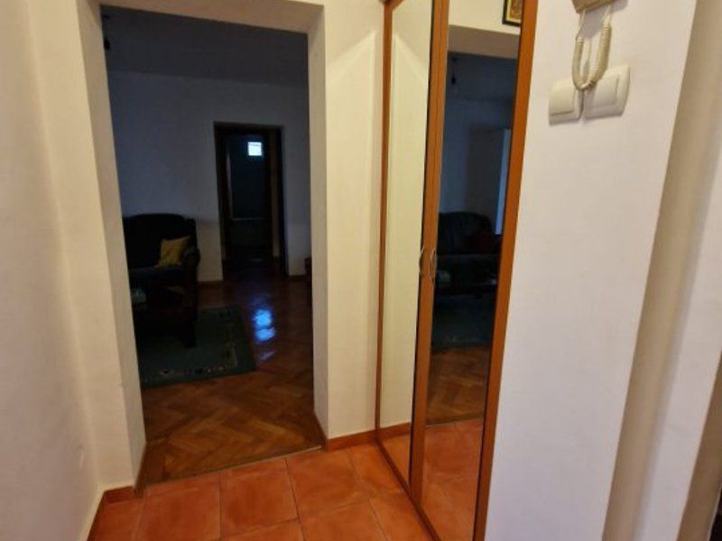 Vanzare apartament 2 camere Pajura - Poză 8