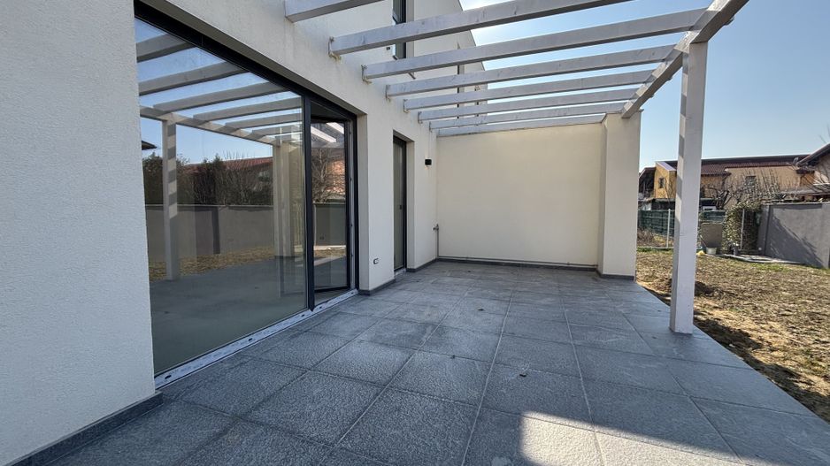 Duplex cu finisaje de calitate si proiect deosebit - Poză 23