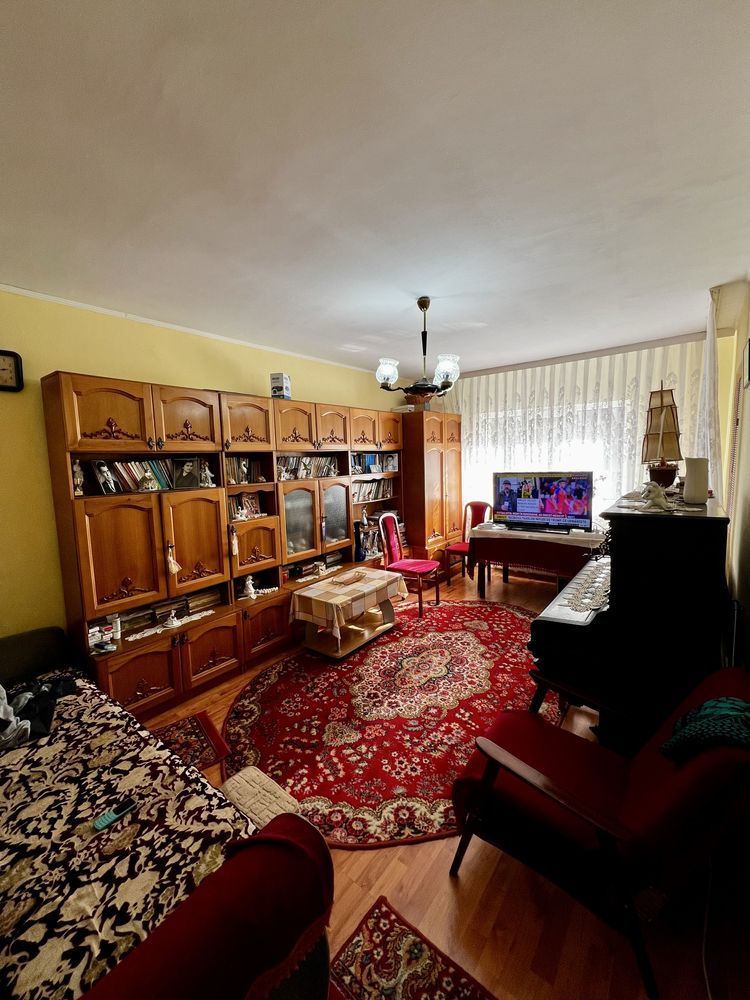 3 camere,  decomandat, Micro 16 - Poză 1