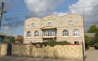 Restaurant pe prima linie Centru Mereni - Poză 1