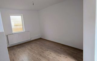 Casă cu 3 camere de vânzare, la cheie, în Unirii, Târgu Mureș - Poză 9