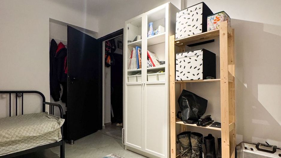 Apartament 2 camere - Domenii, etaj 2/2, centrala noua, curte, boxă, pod. - Poză 5