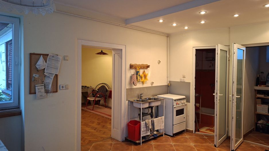 BRASADAS vinde casa individuala 2 cam teren 6 ari Titulescu. - Poză 7