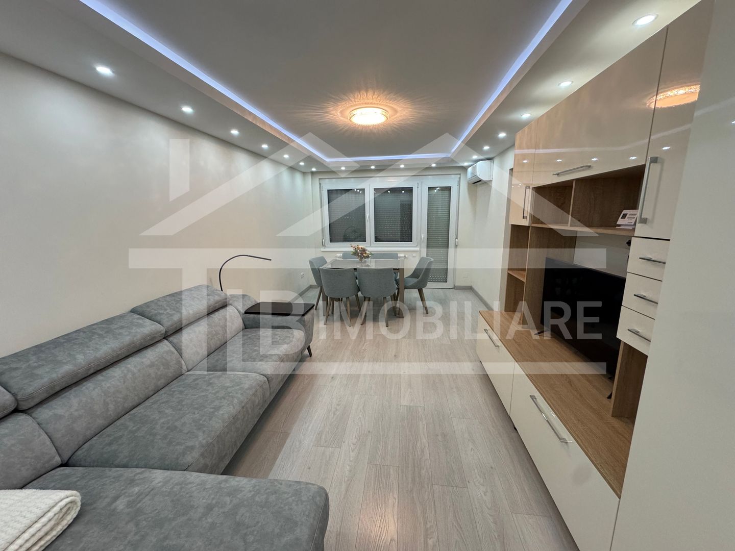Apartament cu 3 camere, 80mp, Zona UMFST - Poză 1