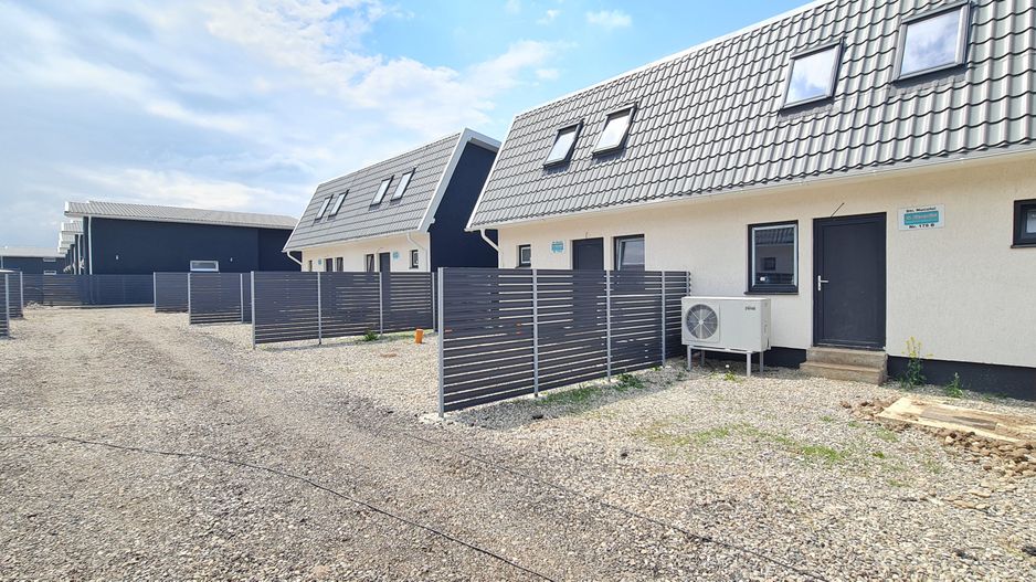 Casa finalizata intabulata in Cartier Izvor Tarlungeni Brasov - Poză 2