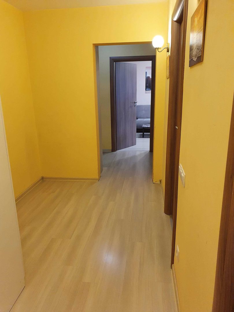 Vanzare Apartament 3 camere , 68 mp, renovat, vedere spate, Bd. Timișoara - Poză 5