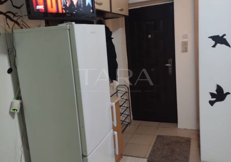 Garsonieră 11mp modern utilată - Poză 3