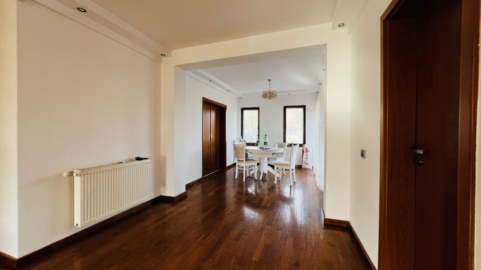 Casa individuala cu teren 825 mp - Ghiroda - Poză 2