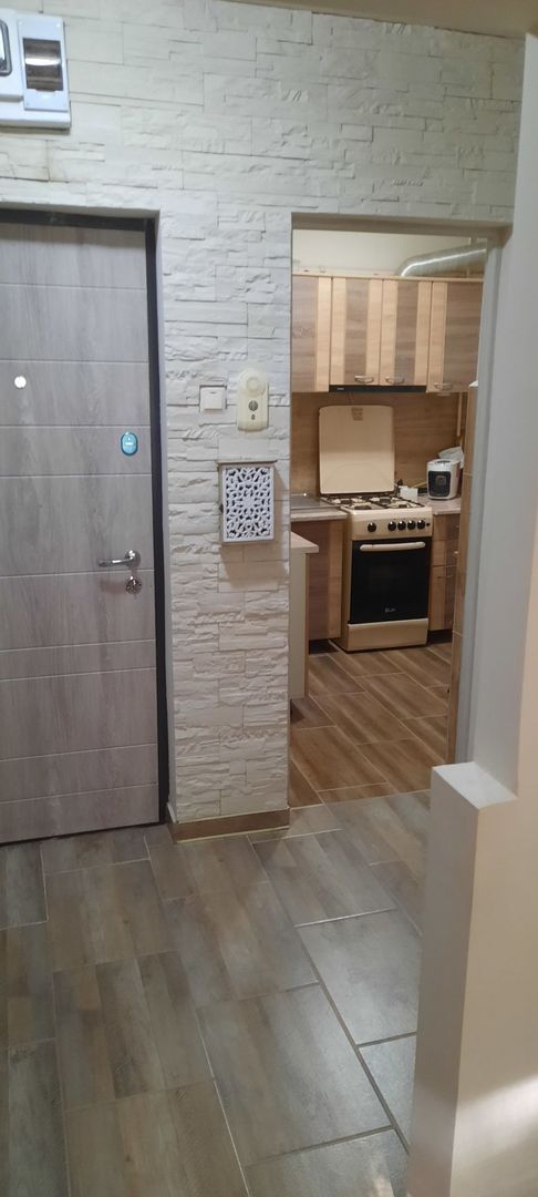 Ag BRASADAS vinde apt 3 camere Carpati 1 PARTER. - Poză 2