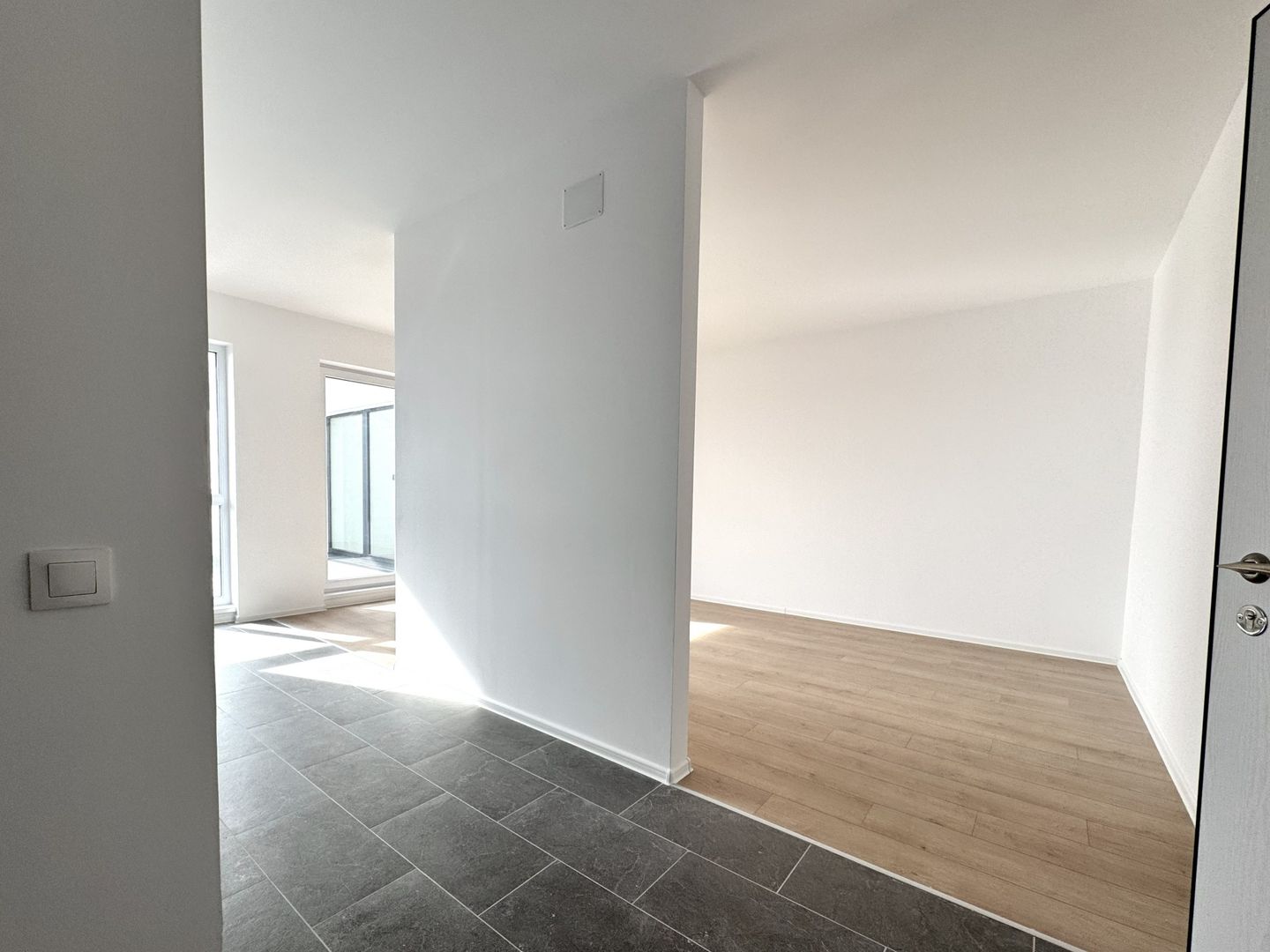 Apartament 3 camere Zona Mall Colosseum-Lacul Străulești - Poză 15