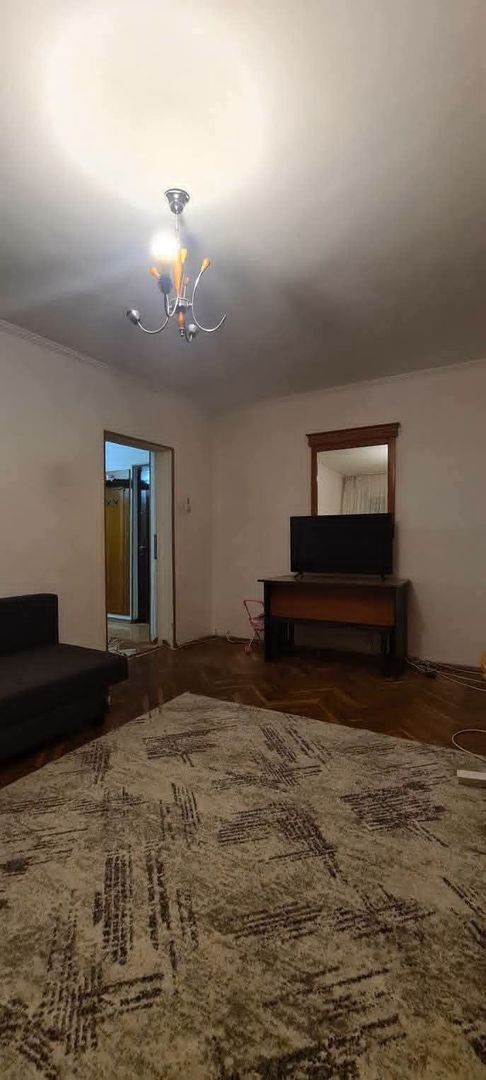 De vanzare apartament cu 2 camere, central, Bloc BR, et. 2, 76.000 euro - Poză 6
