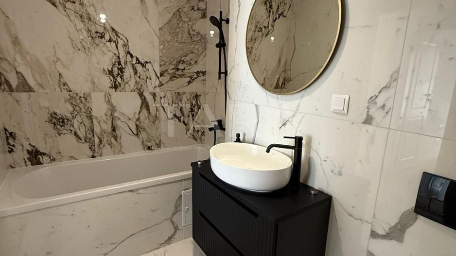 Apartament modern cu 3 camere și terasă generoasă – zona Eroilor. - Poză 8