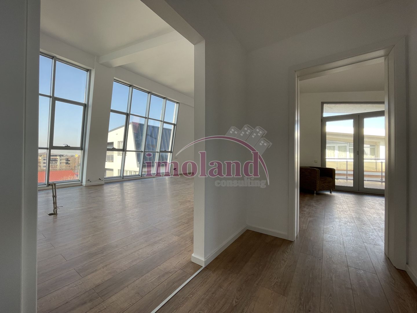 Vanzare LOFT 3 camere 136 mp cu loc de parcare lac Baneasa - Poză 6