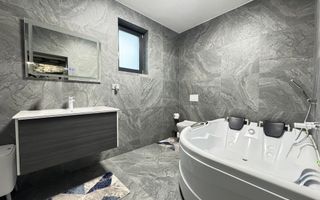 Casa superba pe parter, mobilata-utilata | Sanmihaiu Roman - Poză 20