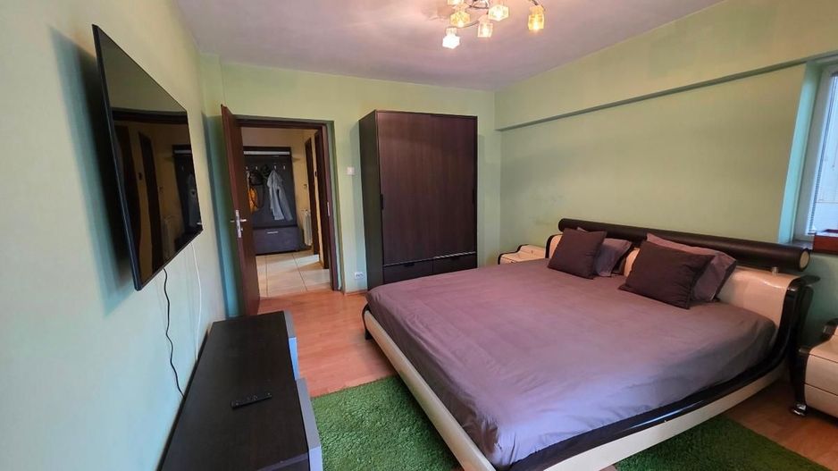 Apartament 2 camere in zona Piata Alba Iulia-Decebal, cu loc de parcare - Poză 3