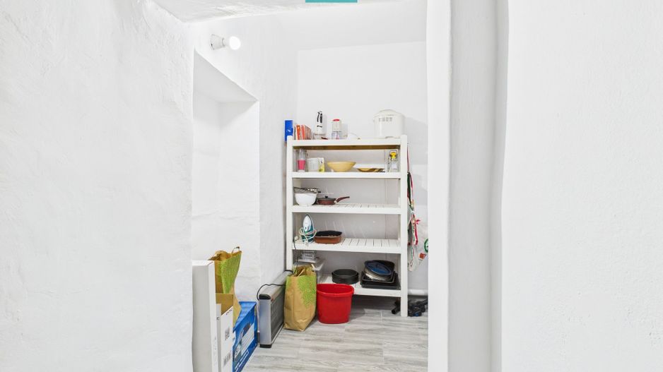Casă 3 camere renovată cu potențial în Ketegyhaza - Poză 12