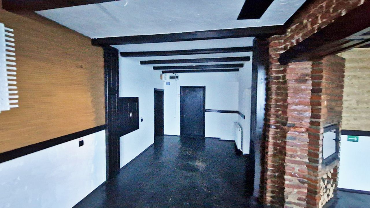 AZURA Imobiliare - Spatiu Comercial Bulevard Ultracentral Pitesti - Poză 5