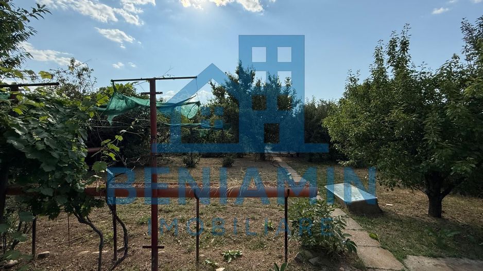 Casa P+M 224mp si teren 1000mp-Romanesti pe principala-2014-Libera - Poză 7