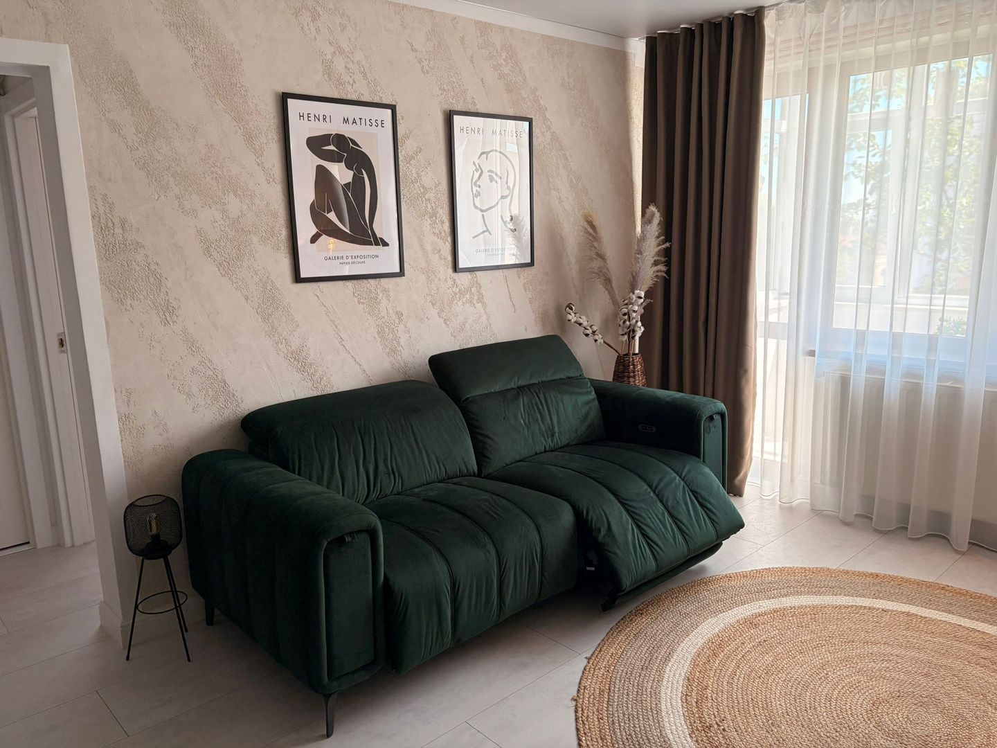 De inchiriat apartament cu 2 camere zona centrala - Poză 1
