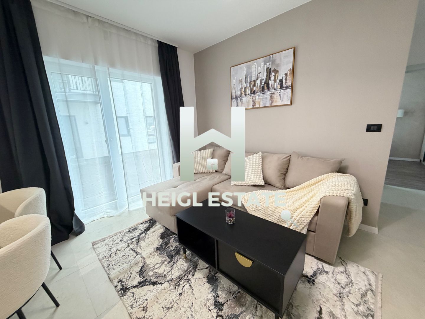 Apartament mobilat cu designer cu 2 camere si gradina in Braytim - Poză 1