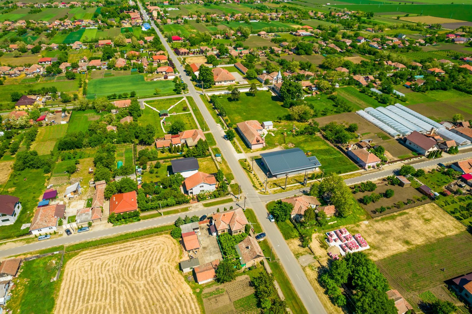 Casă cu potențial în Iratoș - Poză 13