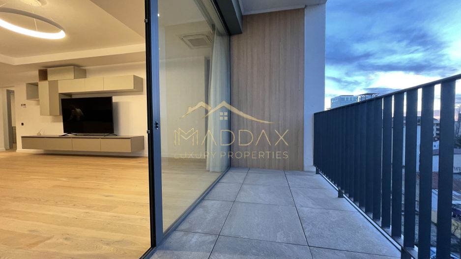 **APARTAMENT ELEGANT** FLOREASCA **CU VEDERE SPECTACULOASA CATRE LAC - Poză 15