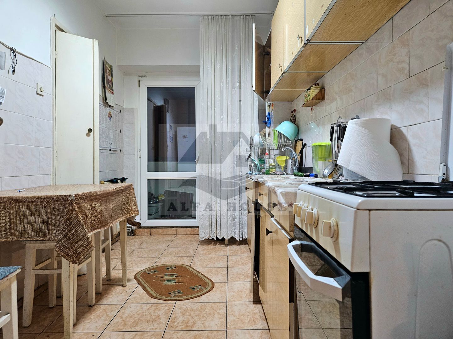 Apartament cu trei camere, zona Racadau 75 mp - Poză 3